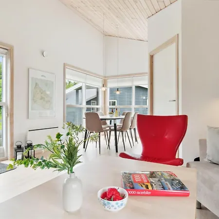 Ilta - 2-8km From The Sea By Interhome 펜션
